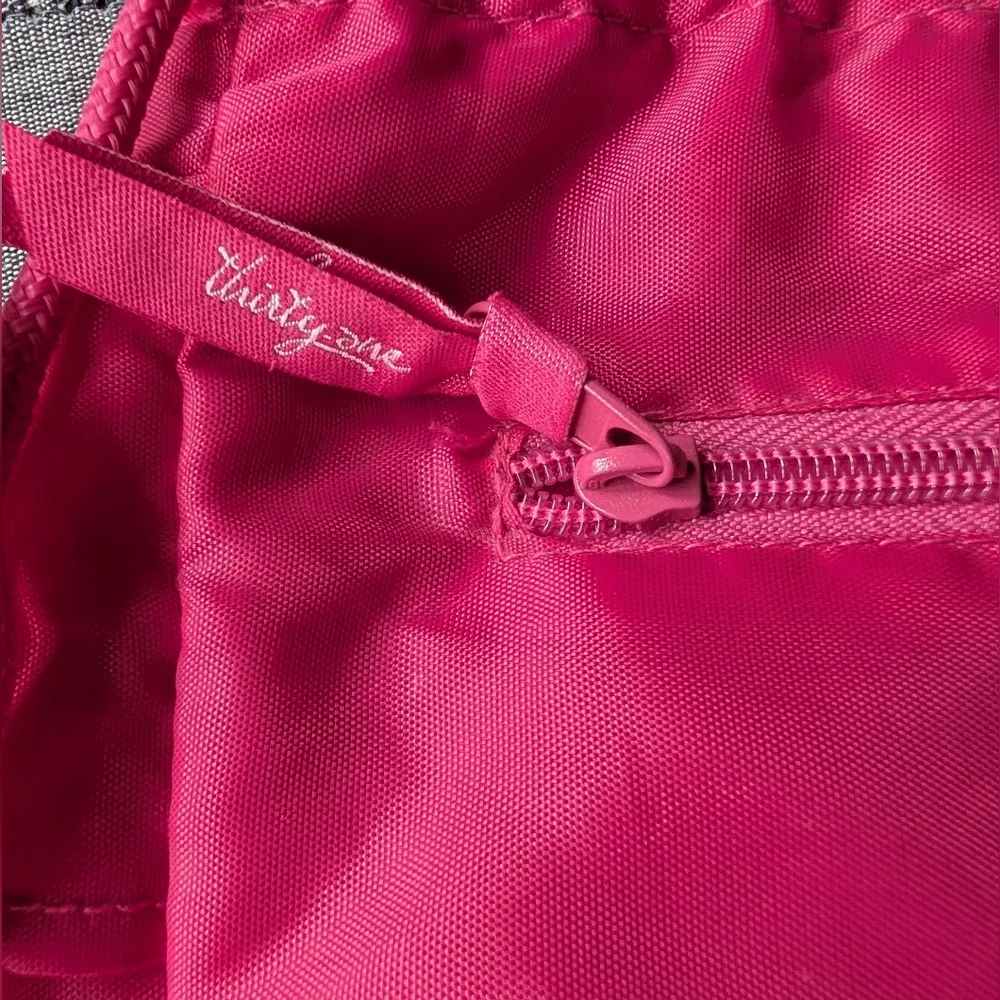 Thirty-One Hot Pink Ruffle Drawstring String Sac - Picture 2 of 3